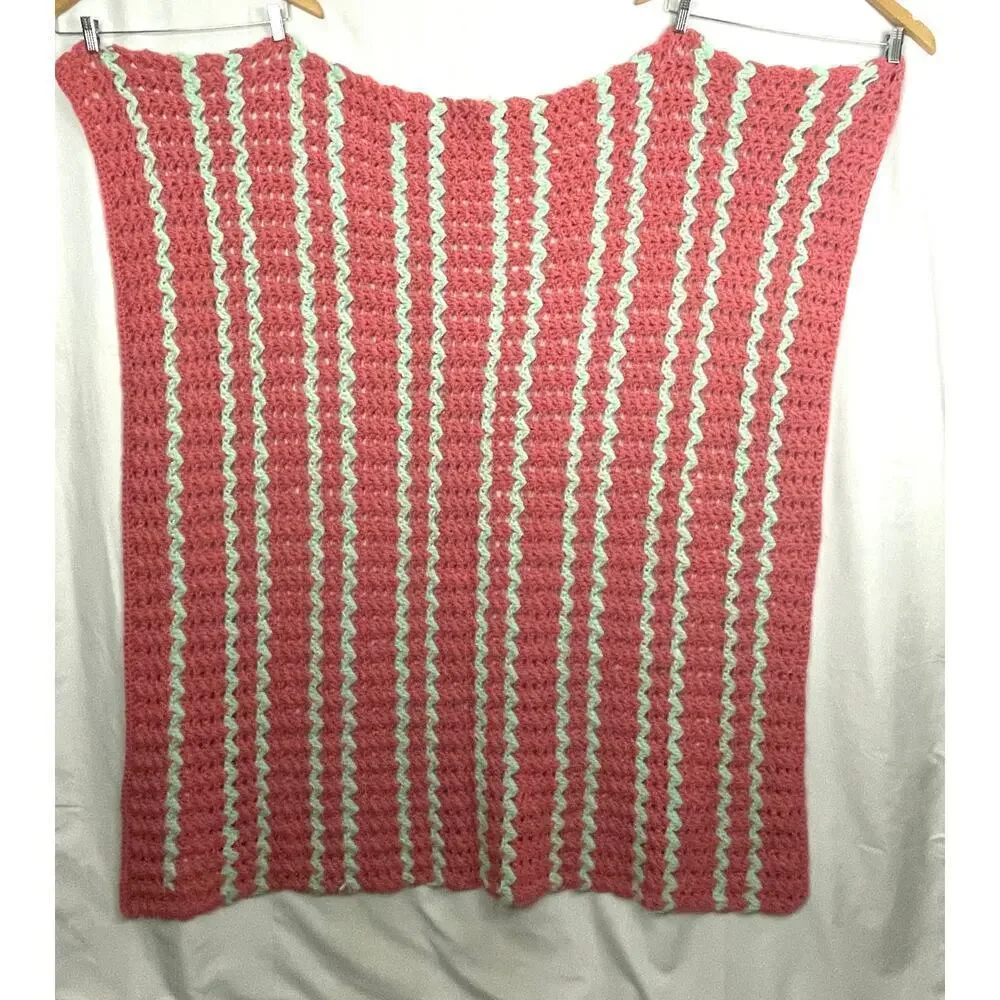 VTG‎ Crocheted Afghan Blanket 42